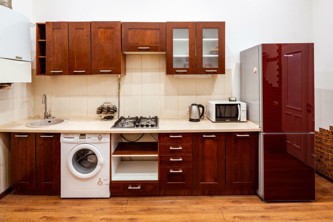 Bv Apartments Exquisite Liov Exterior foto